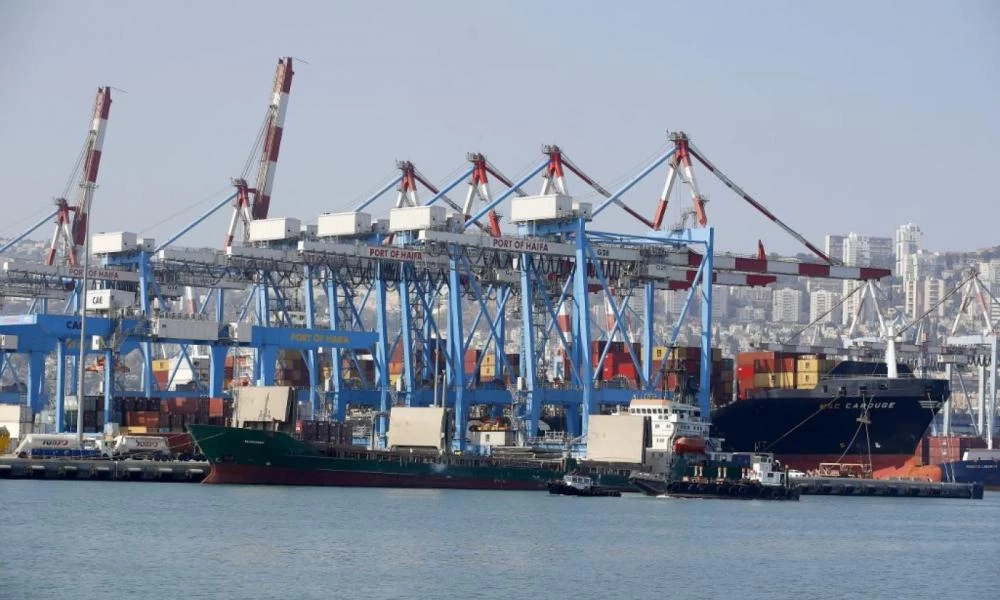 Ανακάτεμα της τράπουλας στο γεωοικονομικό πόκερ! Τι υποδηλώνει η απομάκρυνση από την Κίνα και οι όροι των ΗΠΑ